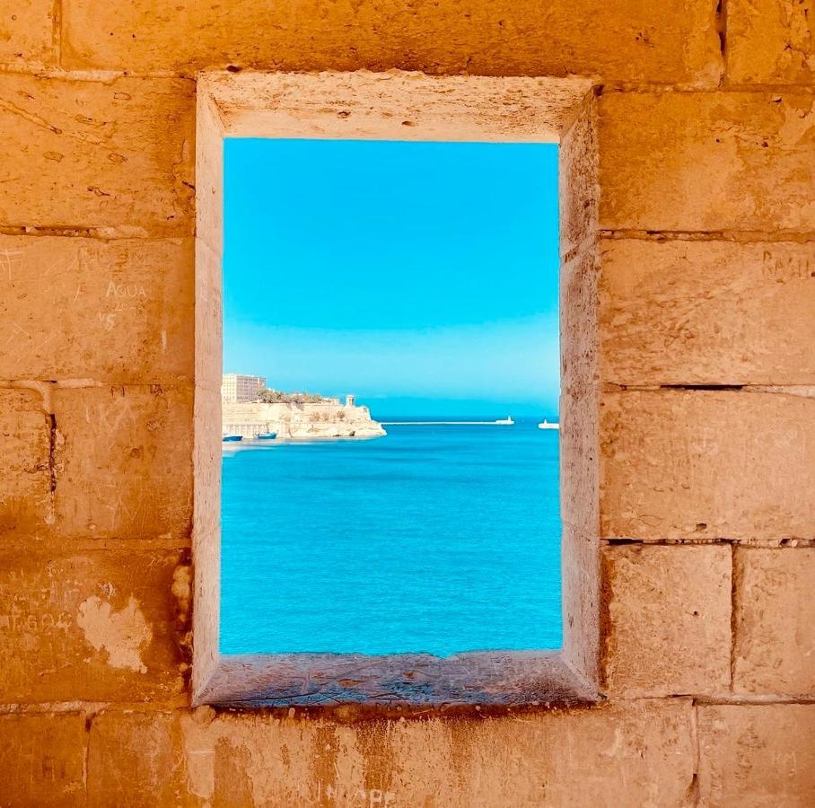 New & Unique Apartment - A 5 Minutes Ferry To Capital City Of Valletta Сенглея Экстерьер фото